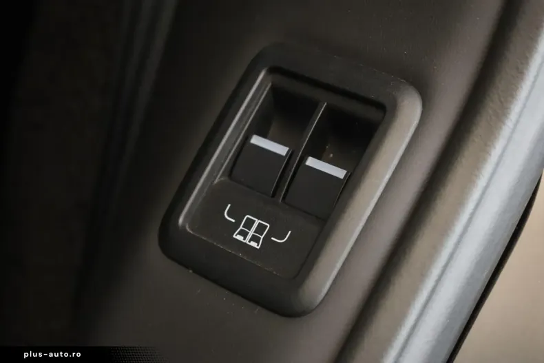 Land Rover Range Rover din 2024 cu 49.500 km - oferta LAN197948 - foto 18