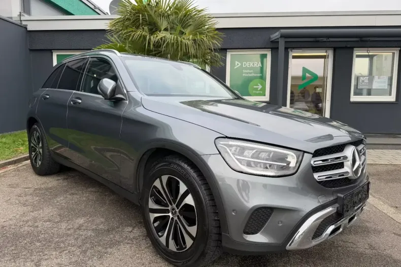 Mercedes-Benz GLC 200 (Clasa GLC) din 2022 cu 86.923 km - oferta MER197951 - foto 2
