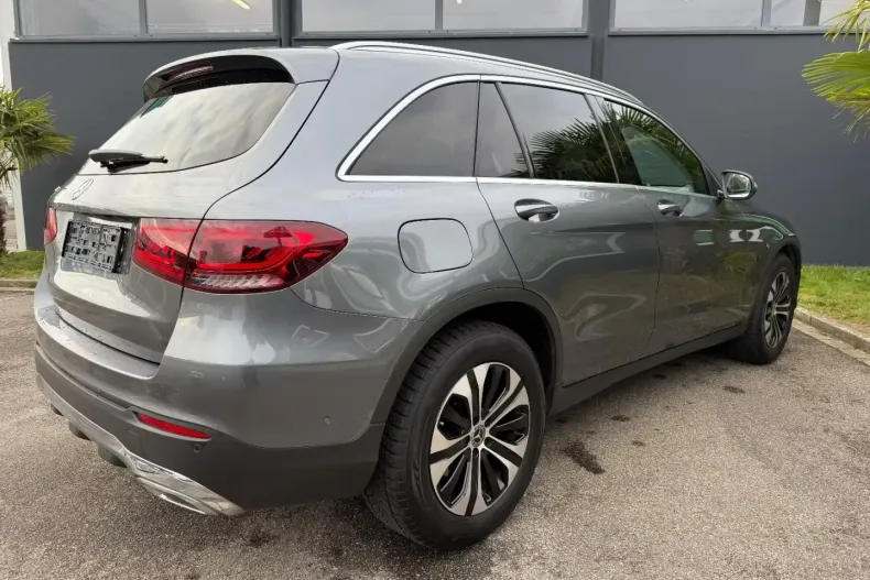 Mercedes-Benz GLC 200 (Clasa GLC) din 2022 cu 86.923 km - oferta MER197951 - foto 4