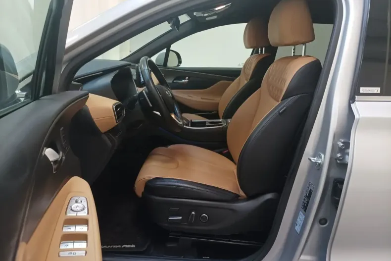 Hyundai Santa Fe din 2021 cu 29.620 km - oferta HYU197954 - foto 7