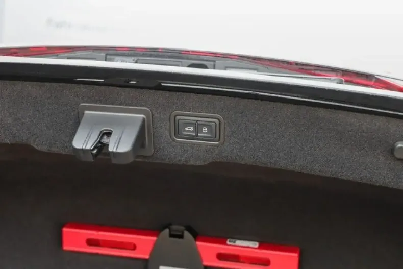 Audi A8 din 2025 cu 26.140 km - oferta AUD197958 - foto 9