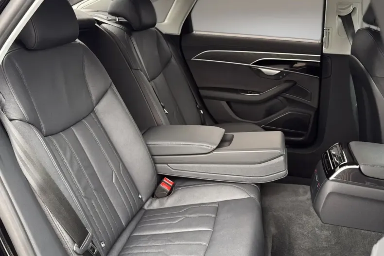 Audi A8 din 2025 cu 33.000 km - oferta AUD197959 - foto 16