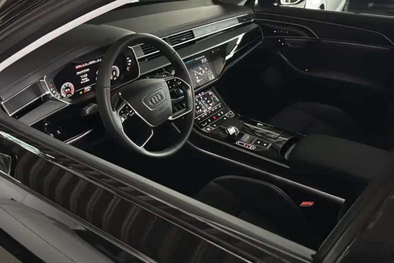 Audi A8 din 2025 cu 33.000 km - oferta AUD197959 - foto 34
