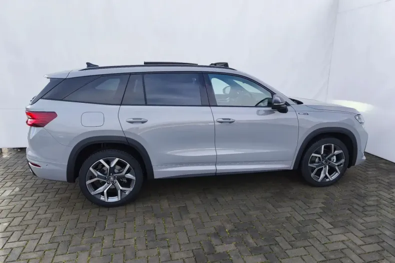 Skoda Kodiaq din 2025 cu 7 km - oferta SKO197962 - foto 13