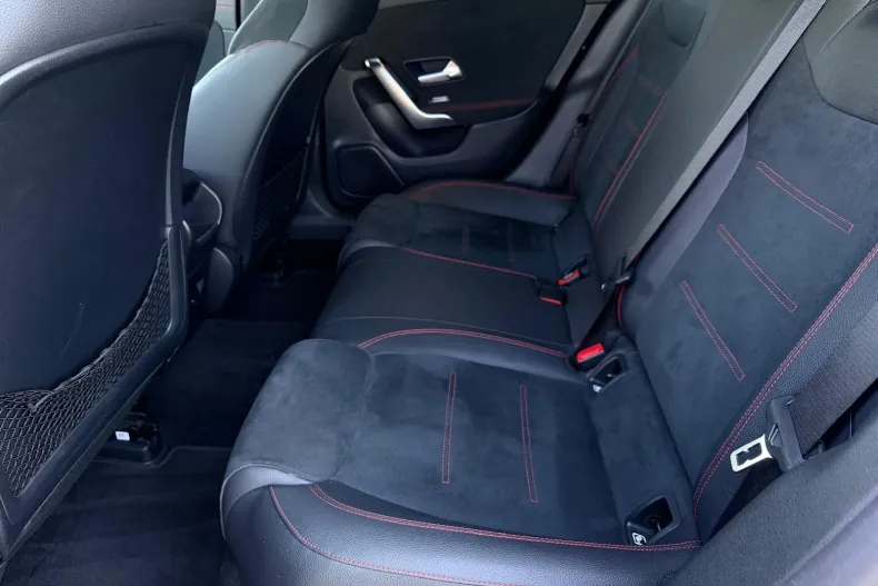 Mercedes-Benz CLA (Clasa CLA) din 2022 cu 47.920 km - oferta MER197964 - foto 12