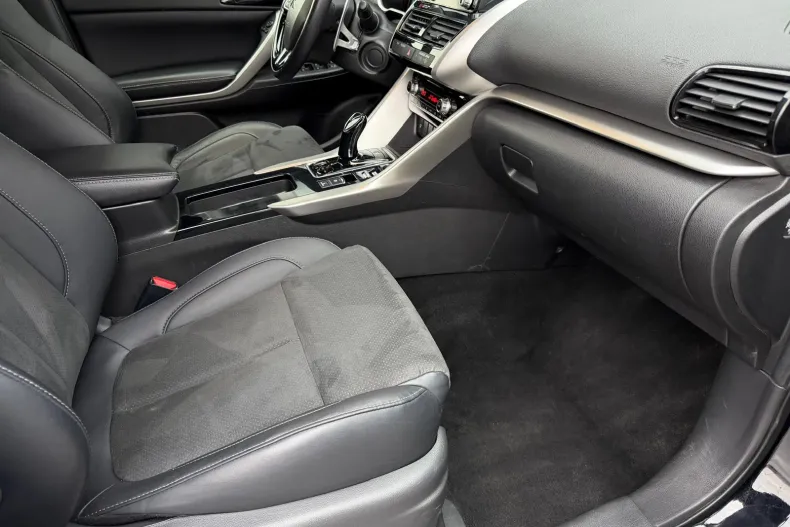 Mitsubishi Eclipse Cross din 2022 cu 34.332 km - oferta MIT197968 - foto 11