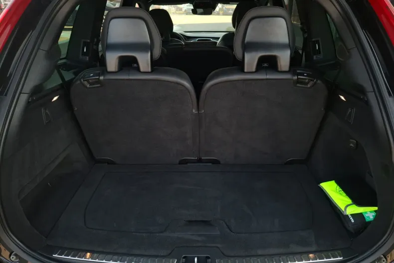 Volvo XC90 din 2021 cu 82.063 km - oferta VOL197969 - foto 25