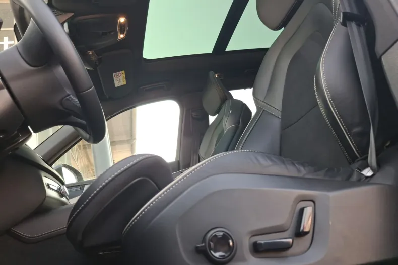 Volvo XC90 din 2021 cu 82.063 km - oferta VOL197969 - foto 30