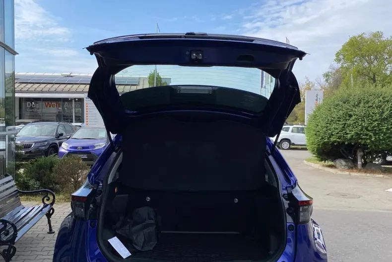 Toyota Yaris Cross din 2025 cu 3.500 km - oferta TOY197970 - foto 3