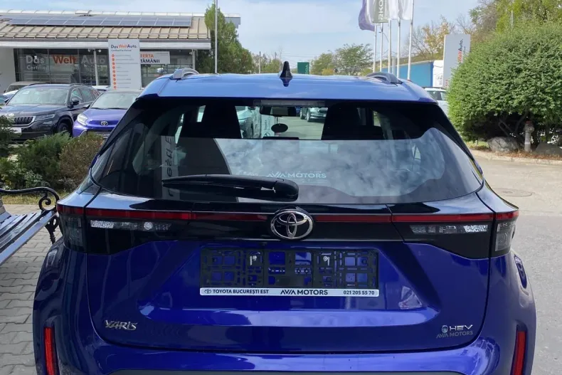 Toyota Yaris Cross din 2025 cu 3.500 km - oferta TOY197970 - foto 4