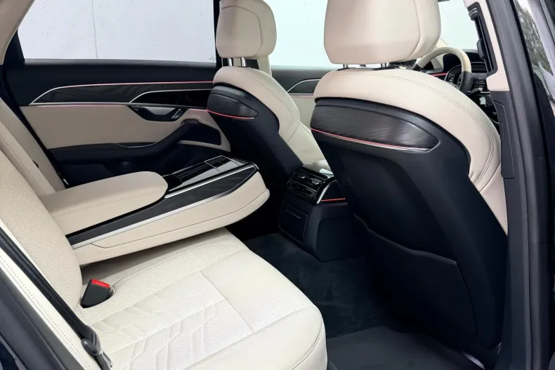 Audi A8 din 2021 cu 98.020 km - oferta AUD197971 - foto 16