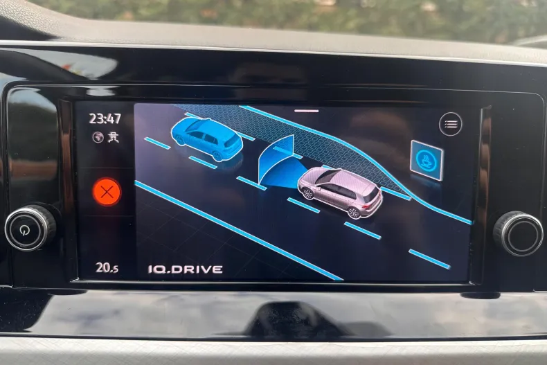 Volkswagen Golf din 2022 cu 92.000 km - oferta VOL197977 - foto 16