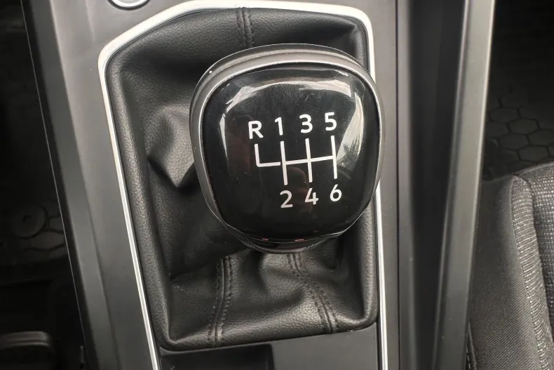 Volkswagen Golf din 2022 cu 92.000 km - oferta VOL197977 - foto 19