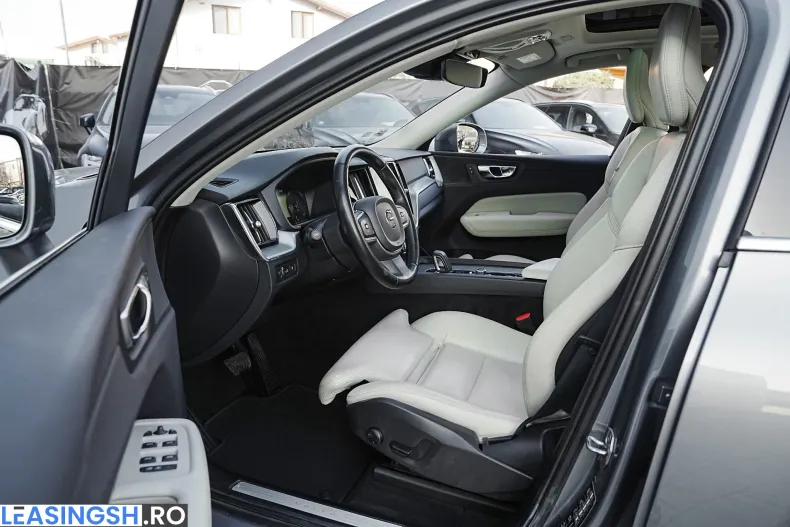 Volvo XC60 din 2020 cu 132.850 km - oferta VOL197981 - foto 8
