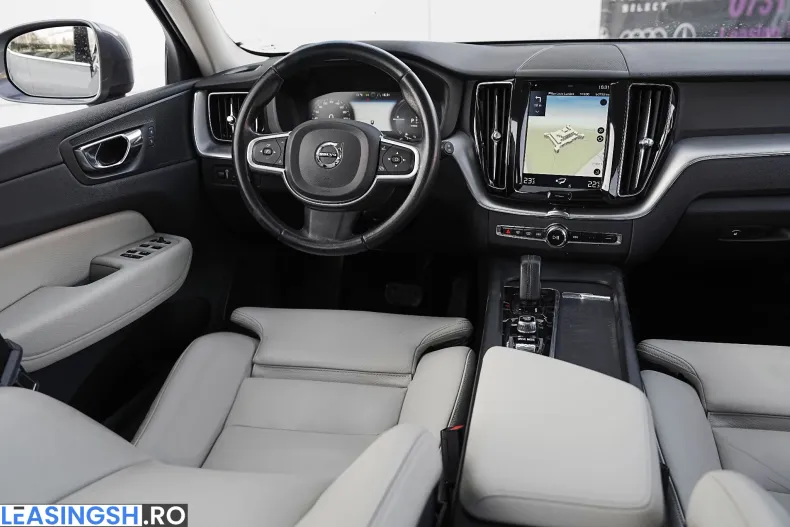 Volvo XC60 din 2020 cu 132.850 km - oferta VOL197981 - foto 24