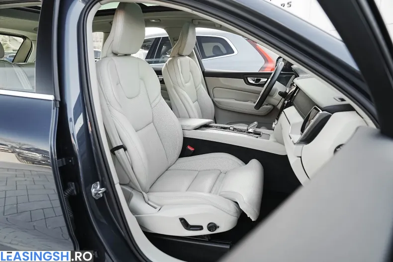 Volvo XC60 din 2022 cu 85.450 km - oferta VOL197984 - foto 14