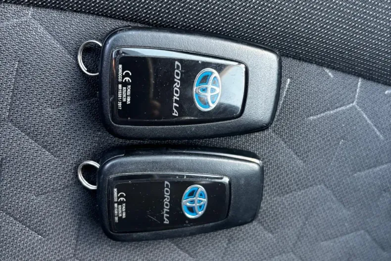 Toyota Corolla din 2021 cu 113.700 km - oferta TOY197988 - foto 21