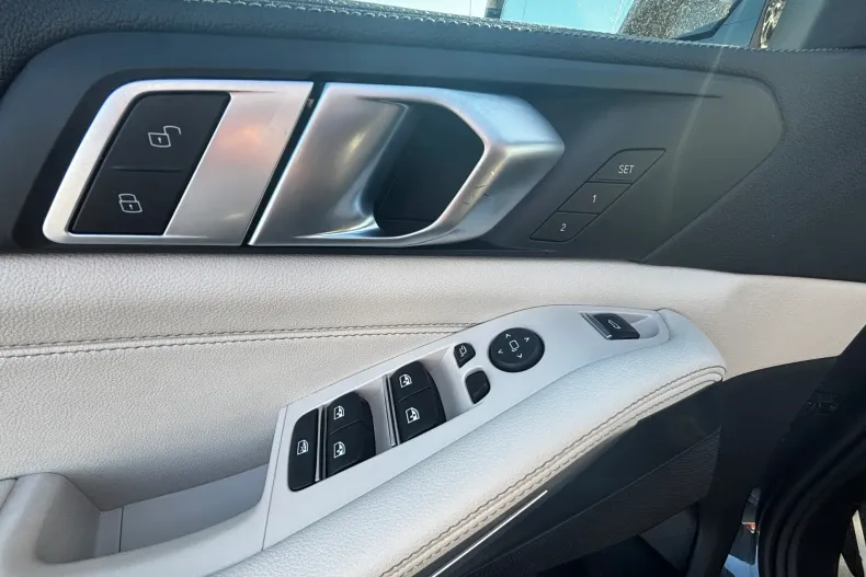 BMW X5 (Seria X) din 2020 cu 135.042 km - oferta BMW197989 - foto 13