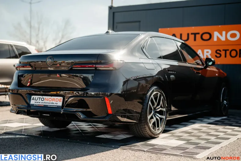 BMW 740d (Seria 7) din 2024 cu 54.500 km - oferta BMW198011 - foto 13