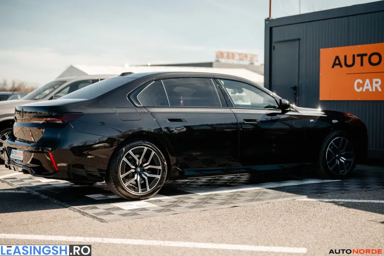 BMW 740d (Seria 7) din 2024 cu 54.500 km - oferta BMW198011 - foto 15