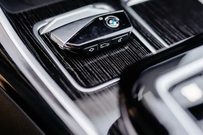 BMW 740d (Seria 7) din 2024 cu 54.500 km - oferta BMW198011 - foto 19