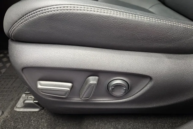 Toyota RAV4 din 2022 cu 75.000 km - oferta TOY198013 - foto 31