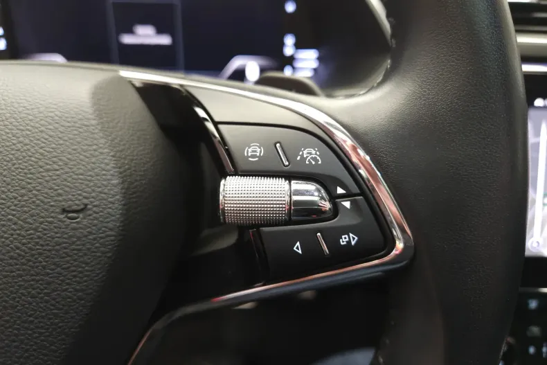 Skoda Superb din 2021 cu 129.000 km - oferta SKO198014 - foto 25