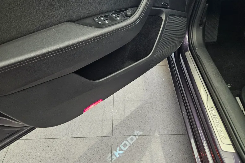 Skoda Superb din 2021 cu 129.000 km - oferta SKO198014 - foto 36