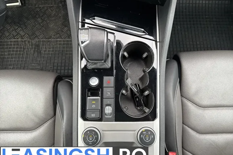 Volkswagen Touareg din 2023 cu 137.532 km - oferta VOL198018 - foto 25