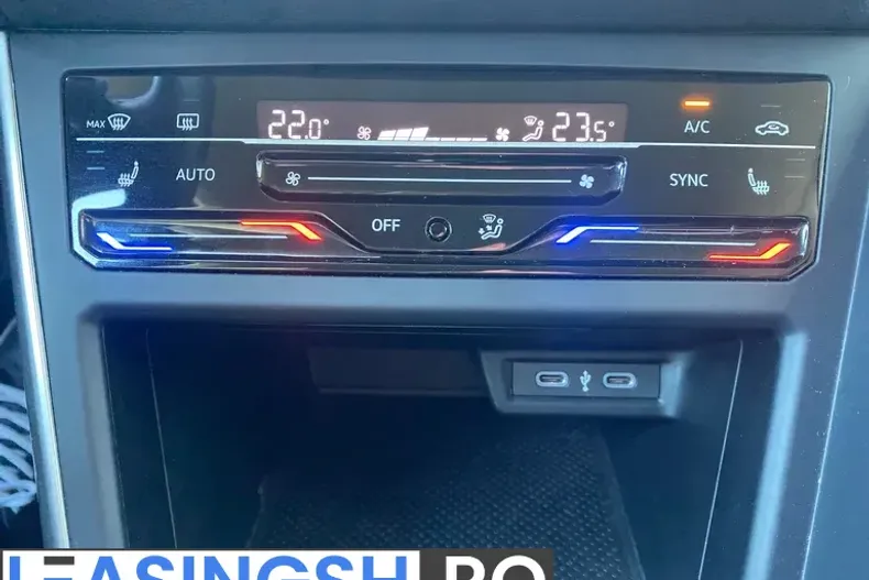 Volkswagen Taigo din 2024 cu 40.983 km - oferta VOL198019 - foto 29