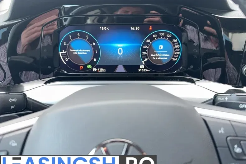 Volkswagen Golf din 2024 cu 51.621 km - oferta VOL198021 - foto 15