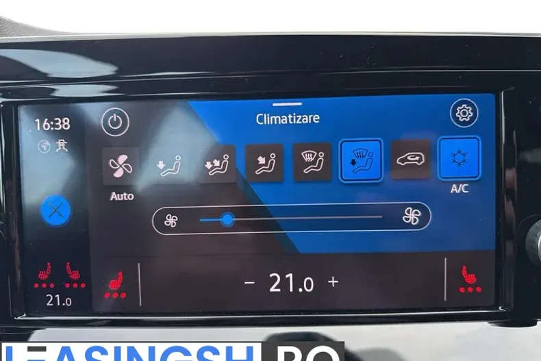 Volkswagen Golf din 2024 cu 51.621 km - oferta VOL198021 - foto 18