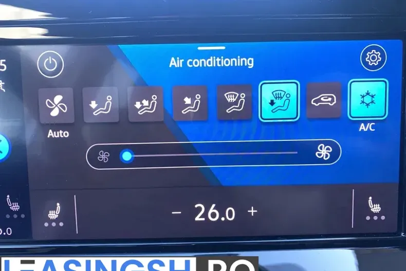 Volkswagen Golf din 2024 cu 50.953 km - oferta VOL198022 - foto 24