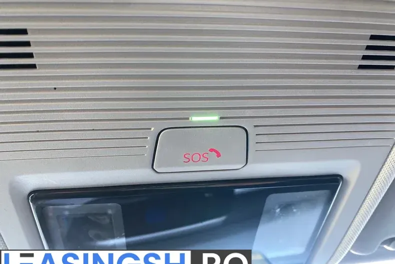 Volkswagen Golf din 2024 cu 50.953 km - oferta VOL198022 - foto 33