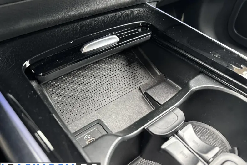 Mercedes-Benz GLA din 2024 cu 23.846 km - oferta MER198028 - foto 24