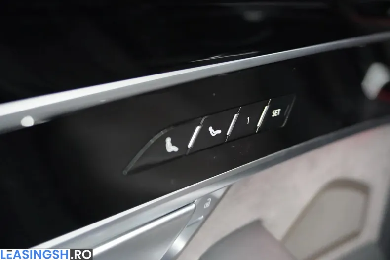 Audi A8 din 2023 cu 90.489 km - oferta AUD198037 - foto 16