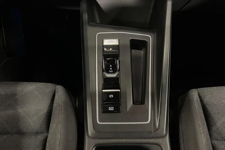 Volkswagen Golf din 2021 cu 147.595 km - oferta VOL198038 - foto 22