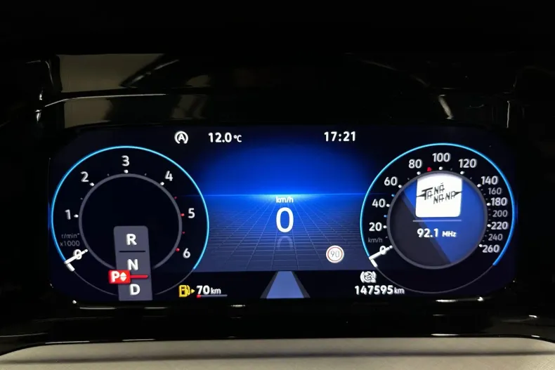 Volkswagen Golf din 2021 cu 147.595 km - oferta VOL198038 - foto 28