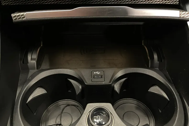 BMW 330e (Seria 3) din 2020 cu 165.604 km - oferta BMW198039 - foto 28