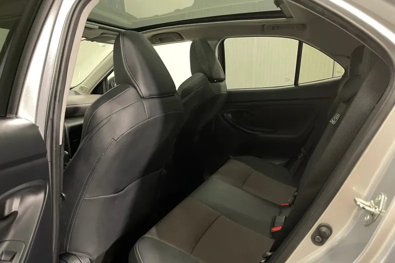 Toyota Yaris Cross din 2022 cu 139.560 km - oferta TOY198042 - foto 12