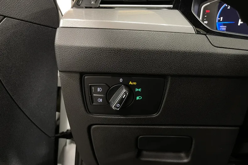 Volkswagen Passat din 2020 cu 148.317 km - oferta VOL198044 - foto 25