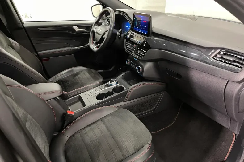 Ford Kuga din 2022 cu 107.265 km - oferta FOR198045 - foto 10