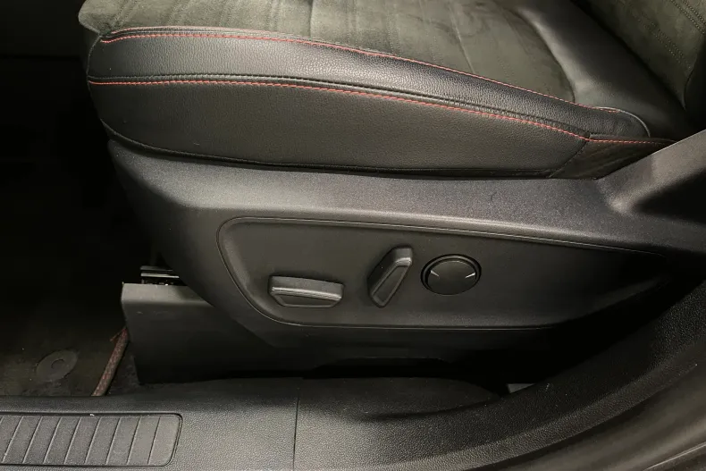 Ford Kuga din 2022 cu 107.265 km - oferta FOR198045 - foto 23