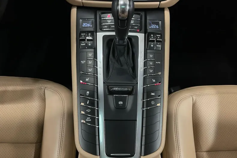 Porsche Macan din 2021 cu 86.116 km - oferta POR198048 - foto 21