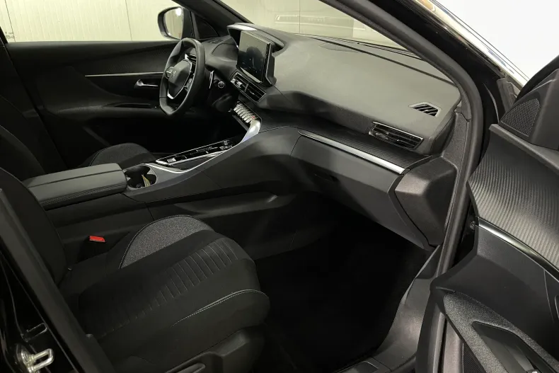 Peugeot 3008 din 2023 cu 96.378 km - oferta PEU198056 - foto 9