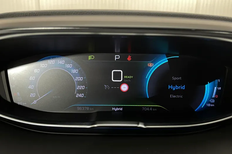 Peugeot 3008 din 2023 cu 96.378 km - oferta PEU198056 - foto 29