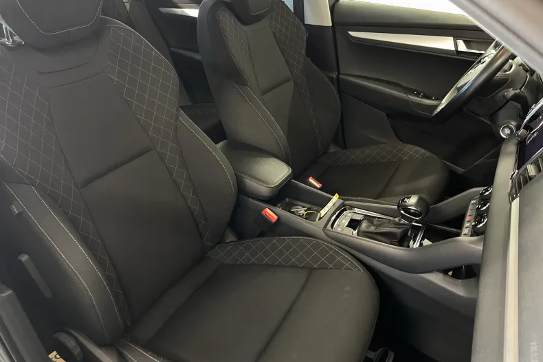 Skoda Karoq din 2021 cu 102.531 km - oferta SKO198057 - foto 10