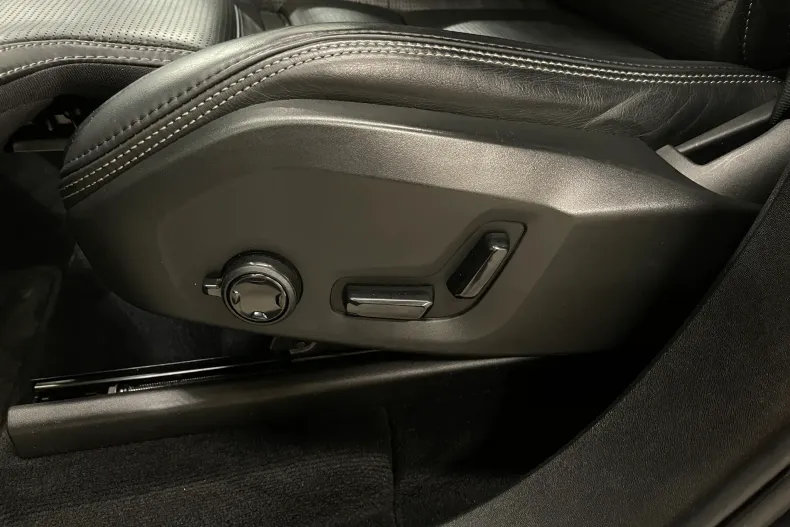 Volvo XC90 din 2021 cu 124.214 km - oferta VOL198059 - foto 25