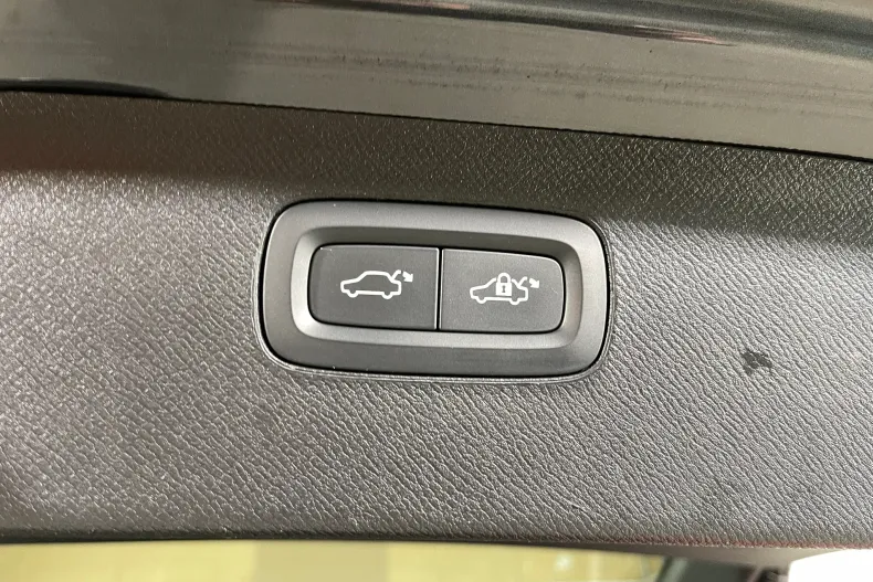 Volvo XC90 din 2021 cu 124.214 km - oferta VOL198059 - foto 28