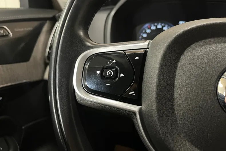 Volvo XC90 din 2021 cu 124.214 km - oferta VOL198059 - foto 32